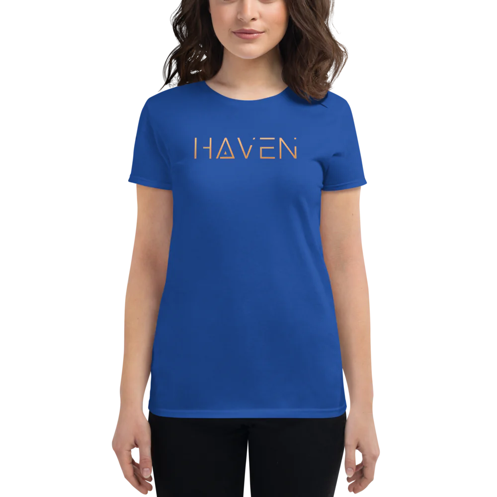 Women's Fashion Fit T-Shirt | Gildan