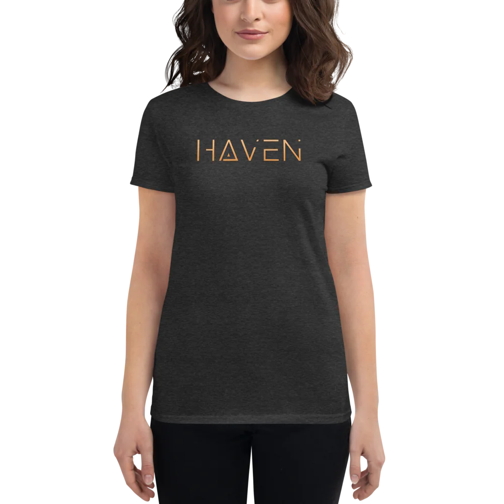 Women's Fashion Fit T-Shirt | Gildan